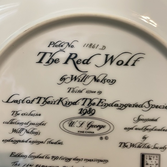 The Red Wolf Will Nelson Vintage Last of Their Kind: Endangered Species Plate - Picture 8 of 16